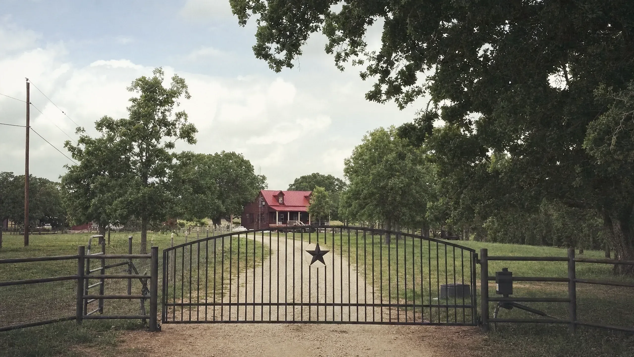 Le Vaquera Ranch, comté de Bastrop, Texas, à l'heure dorée
