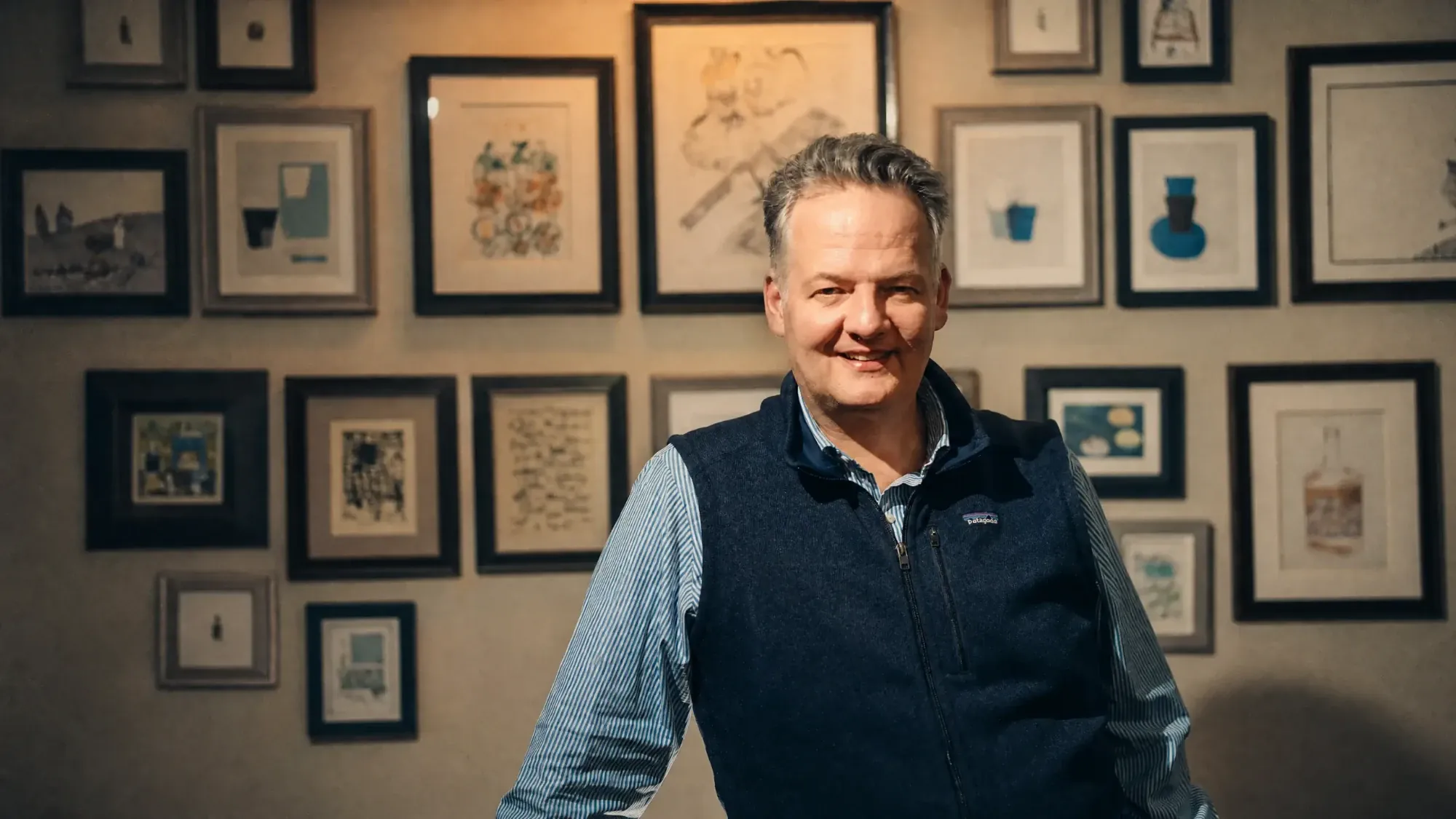 Sebastian Sauerborn dans les bureaux du cabinet